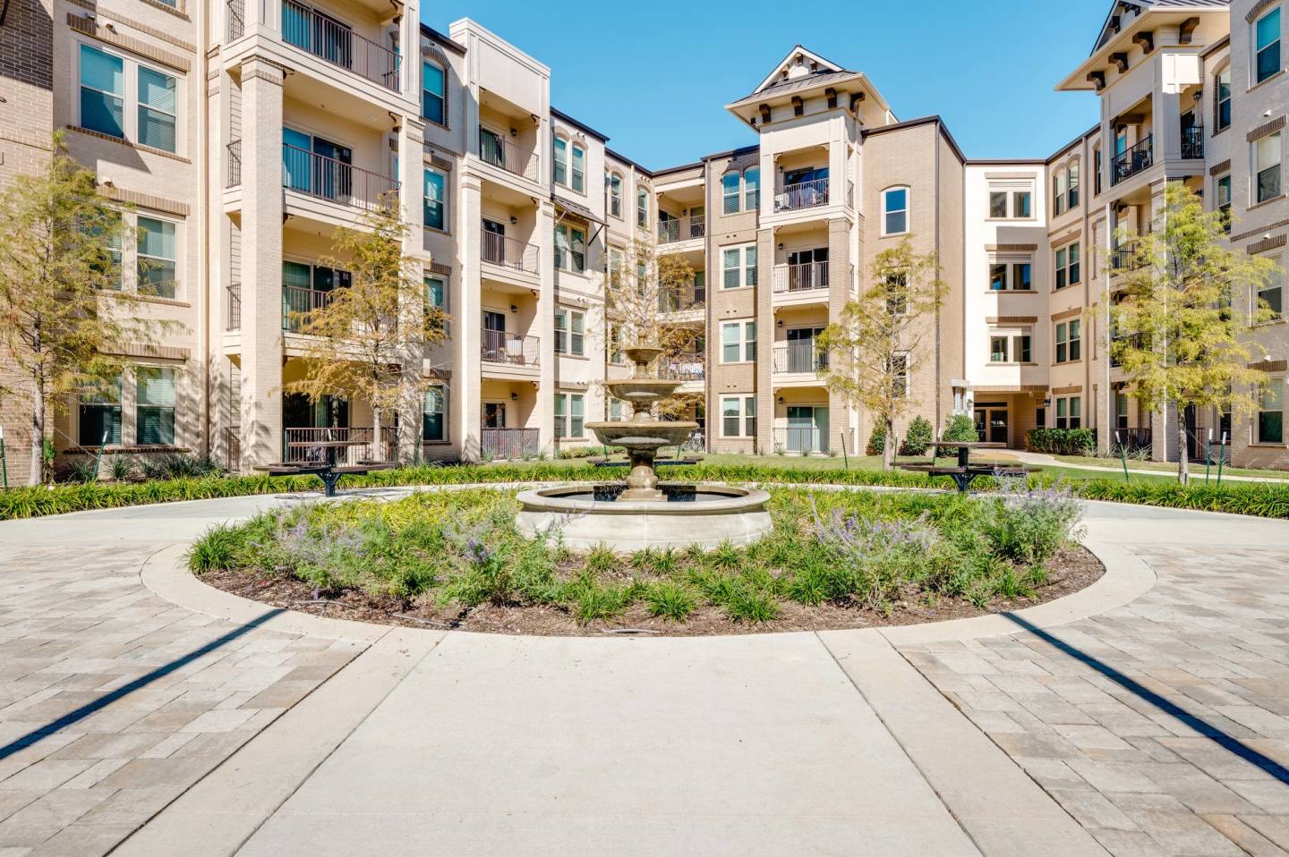 Newman Place Image 13