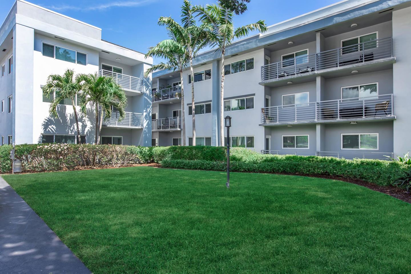 2500 Boca on Federal Image 23