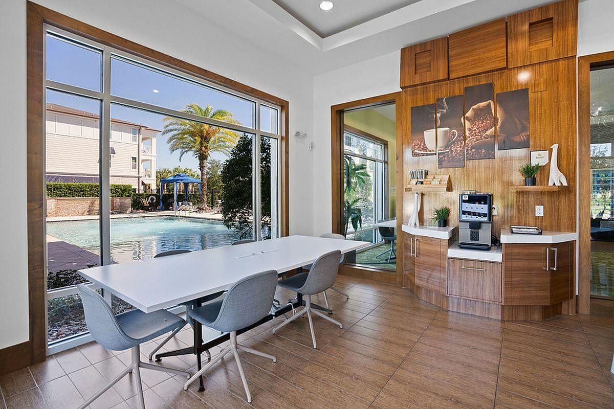 The Marq Highland Park Apartments Image 5