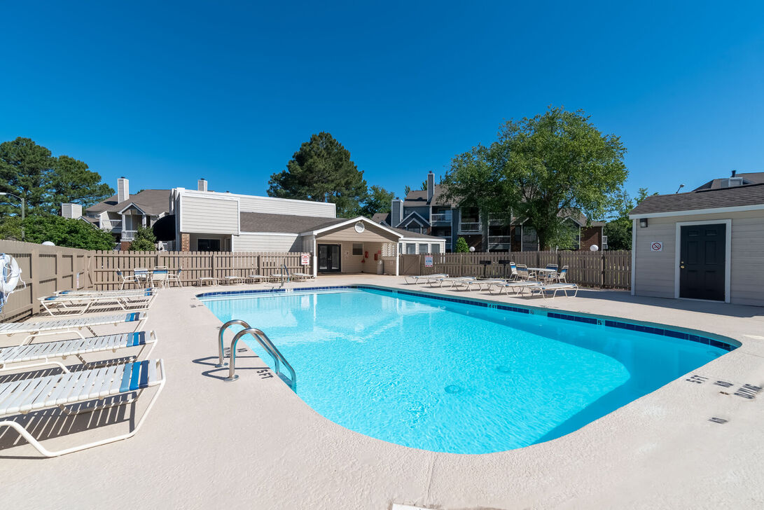 Oak City Apartments Image 11