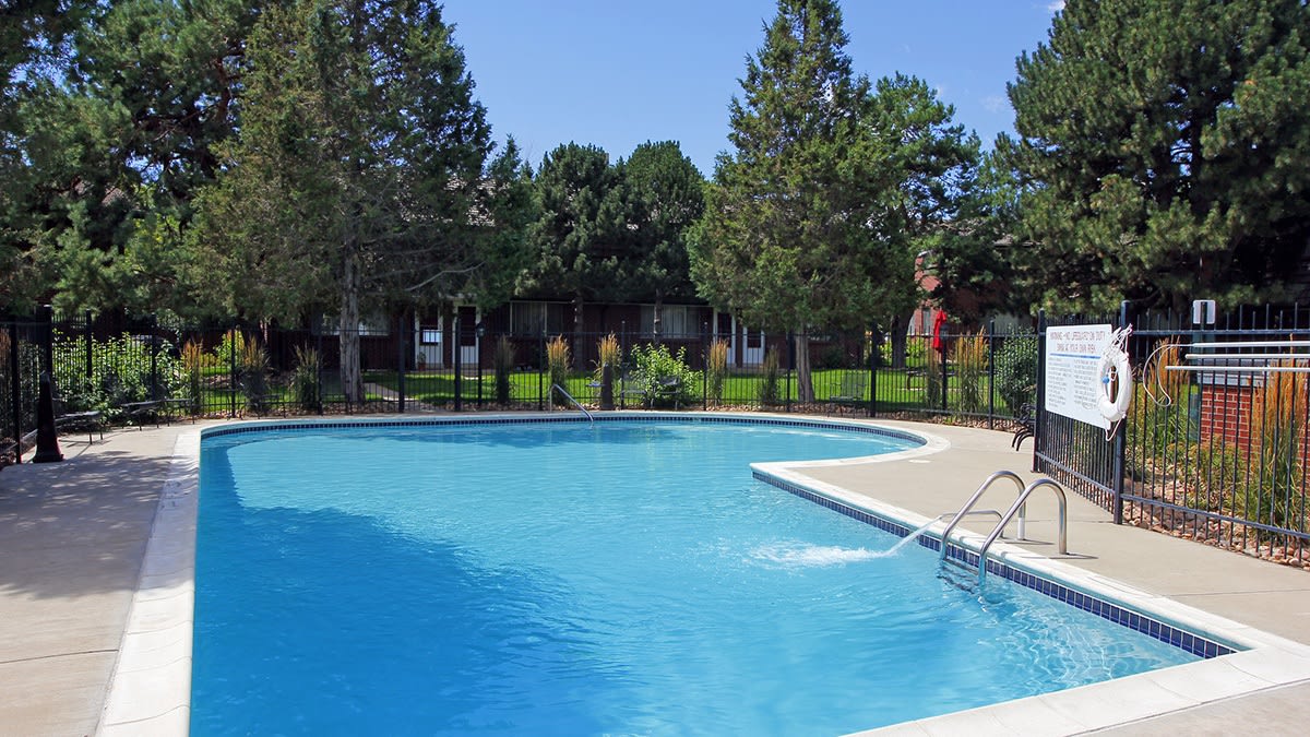 Applewood Gables Townhomes Image 20
