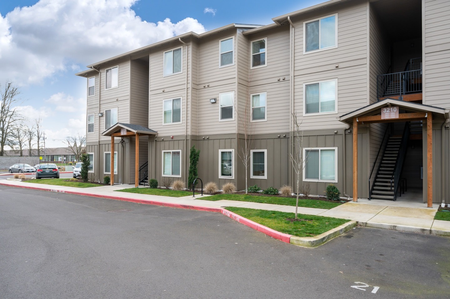 Willow Tree Place Apartments Image 12