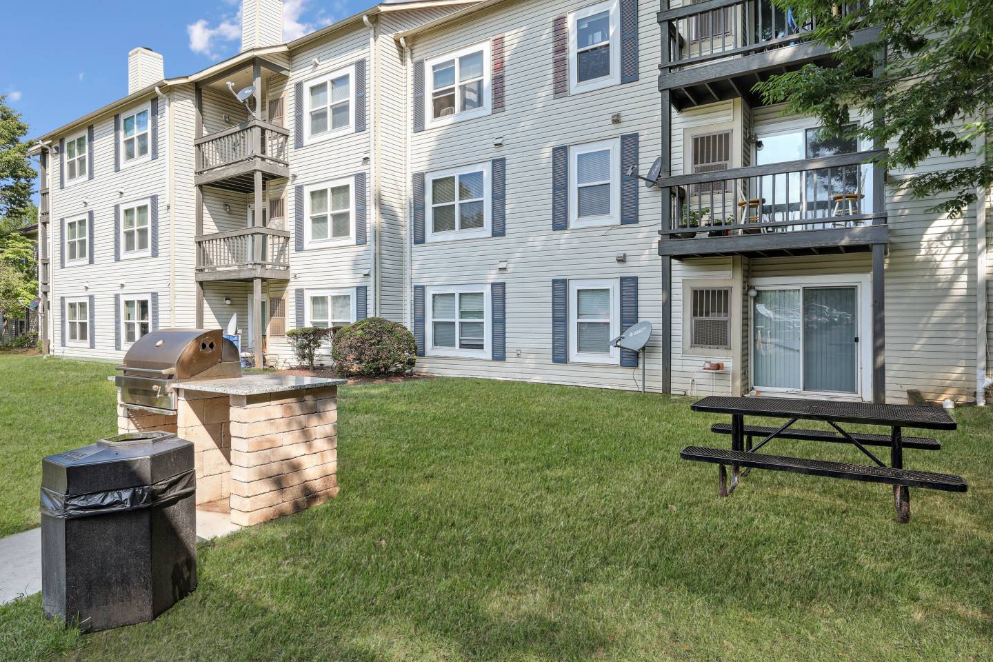 Elme Leesburg Image 27
