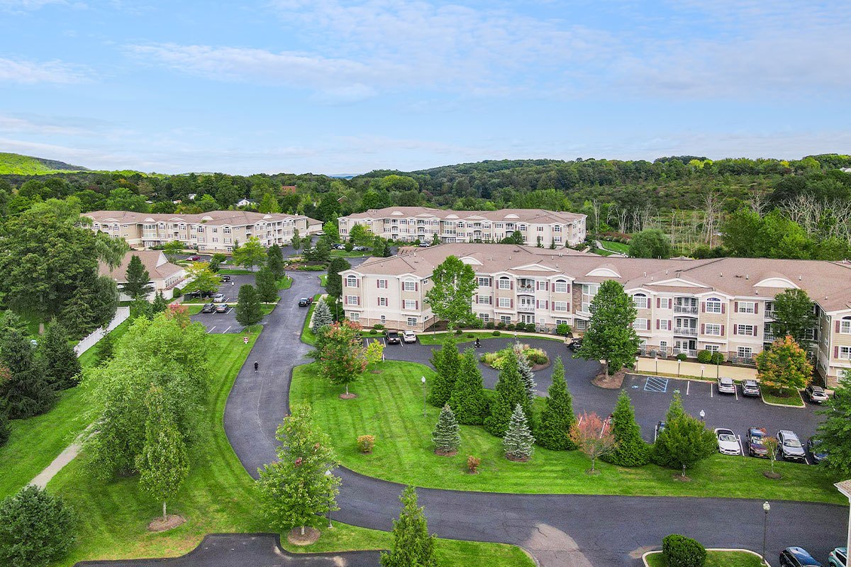 55+ Adult - Vineyard Commons Image 29