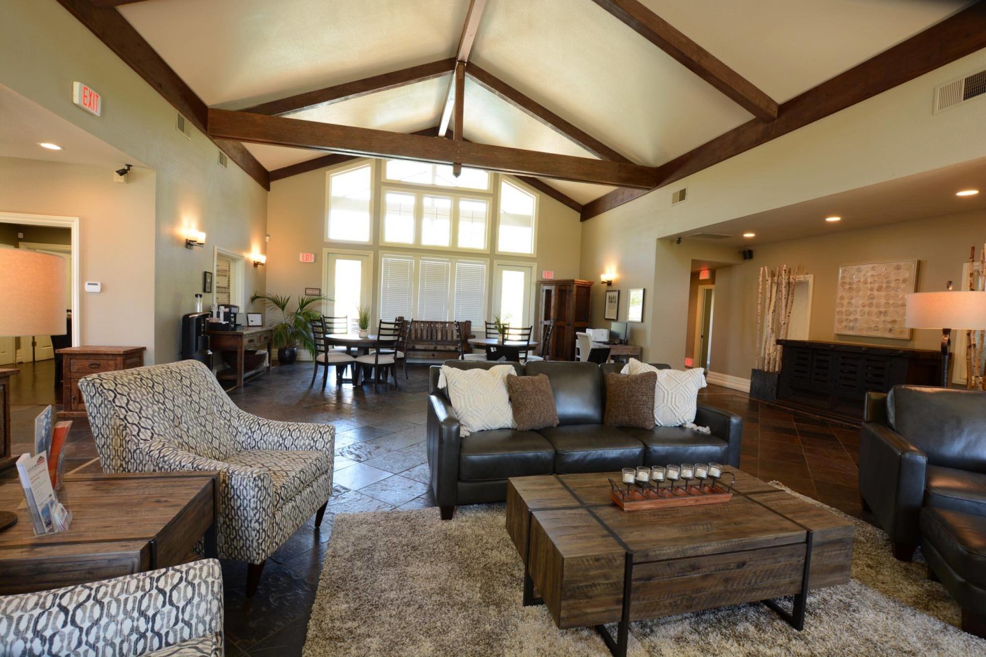Lake Forest Image 47