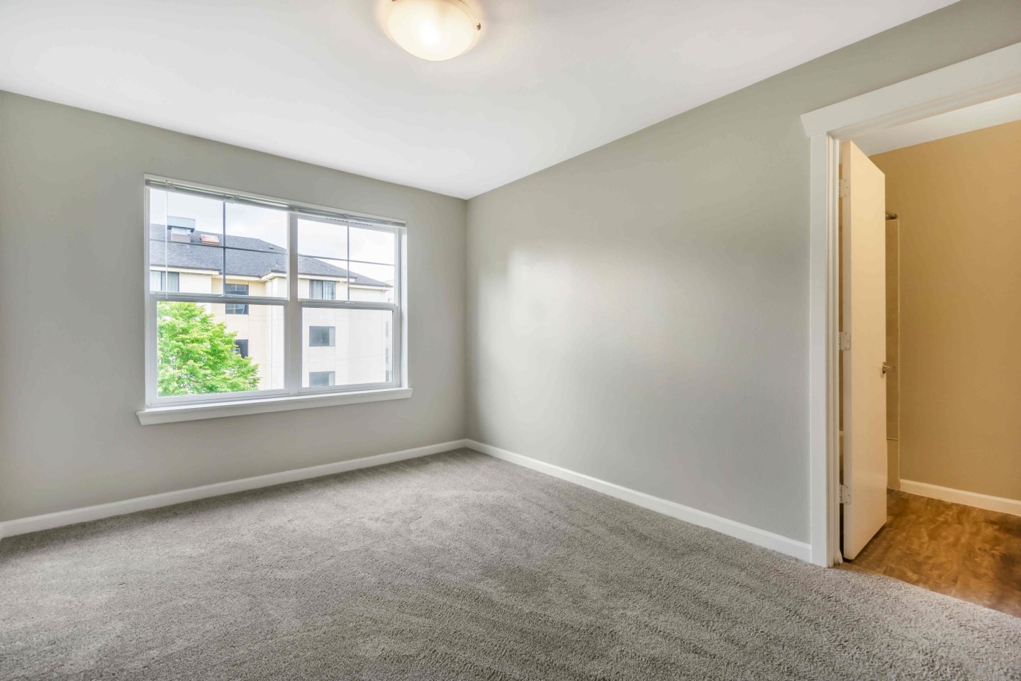 Terrace View Image 8