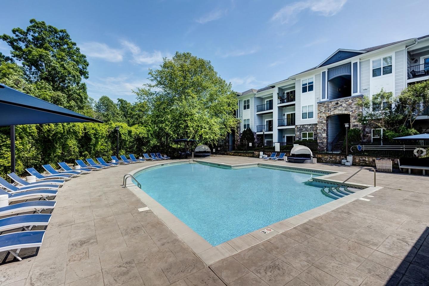 Avana Lake Norman Image 50