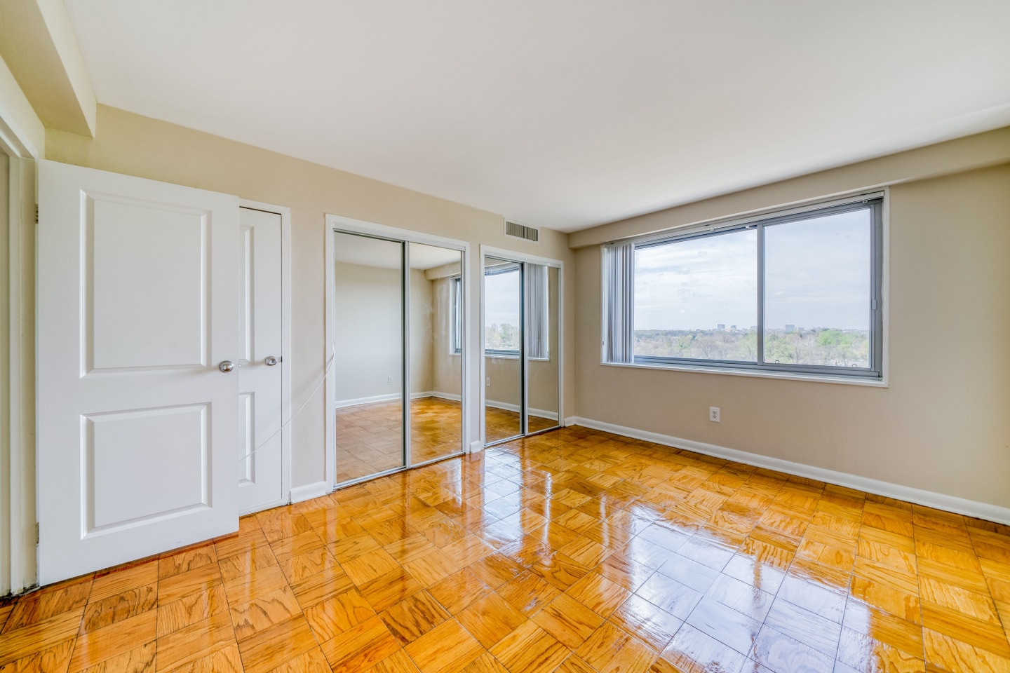 8600 Apartments Image 4