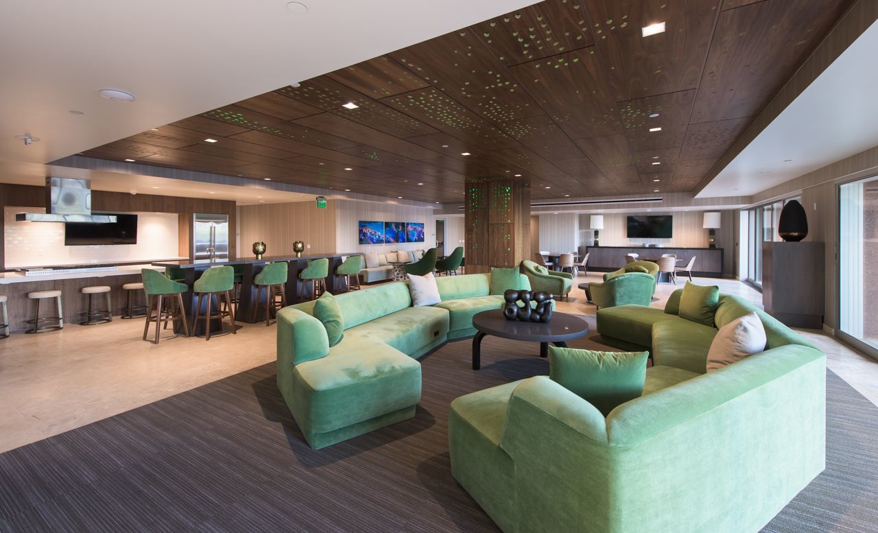 255 Grand Image 10
