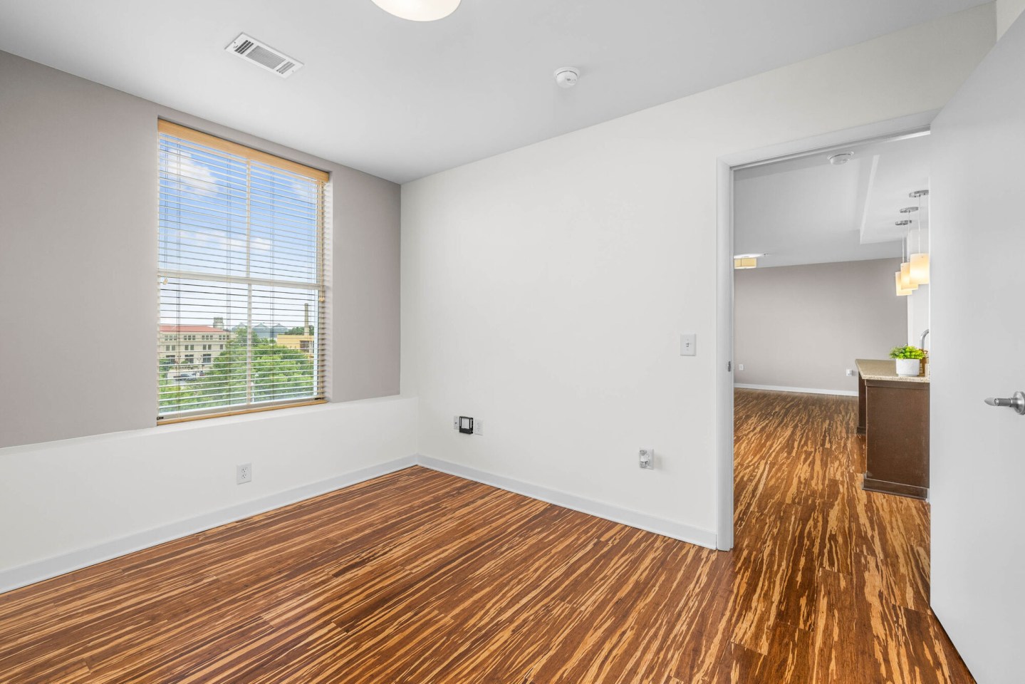 Lofts at 401 Cherry Image 24