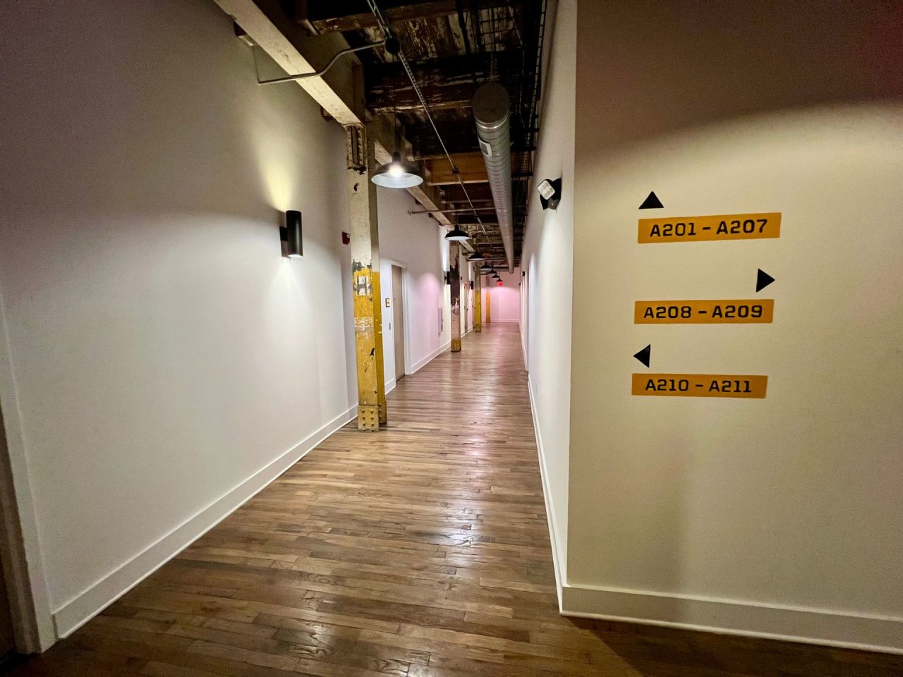 Lofts at Abrams Fixtures Image 25