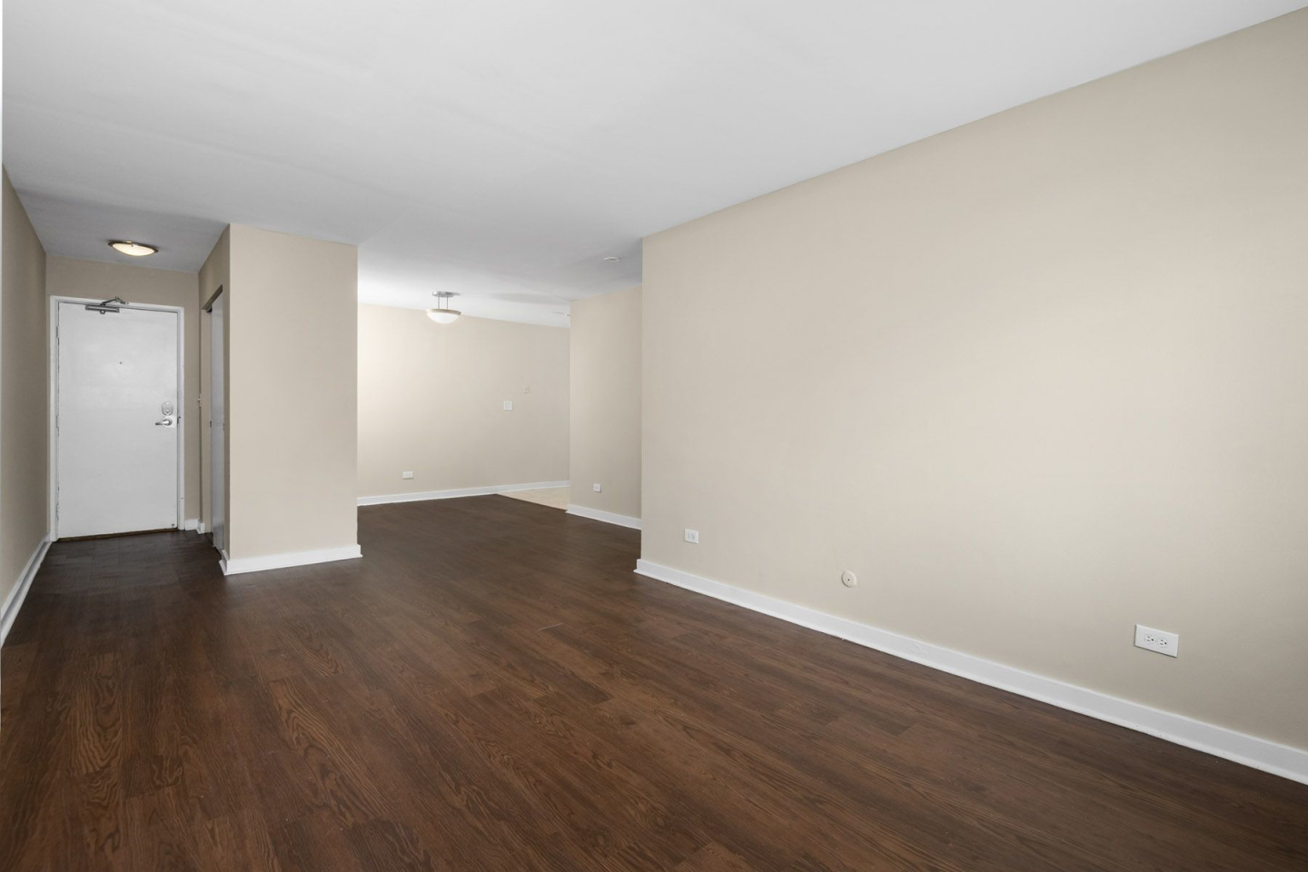 Reside 707 Image 4