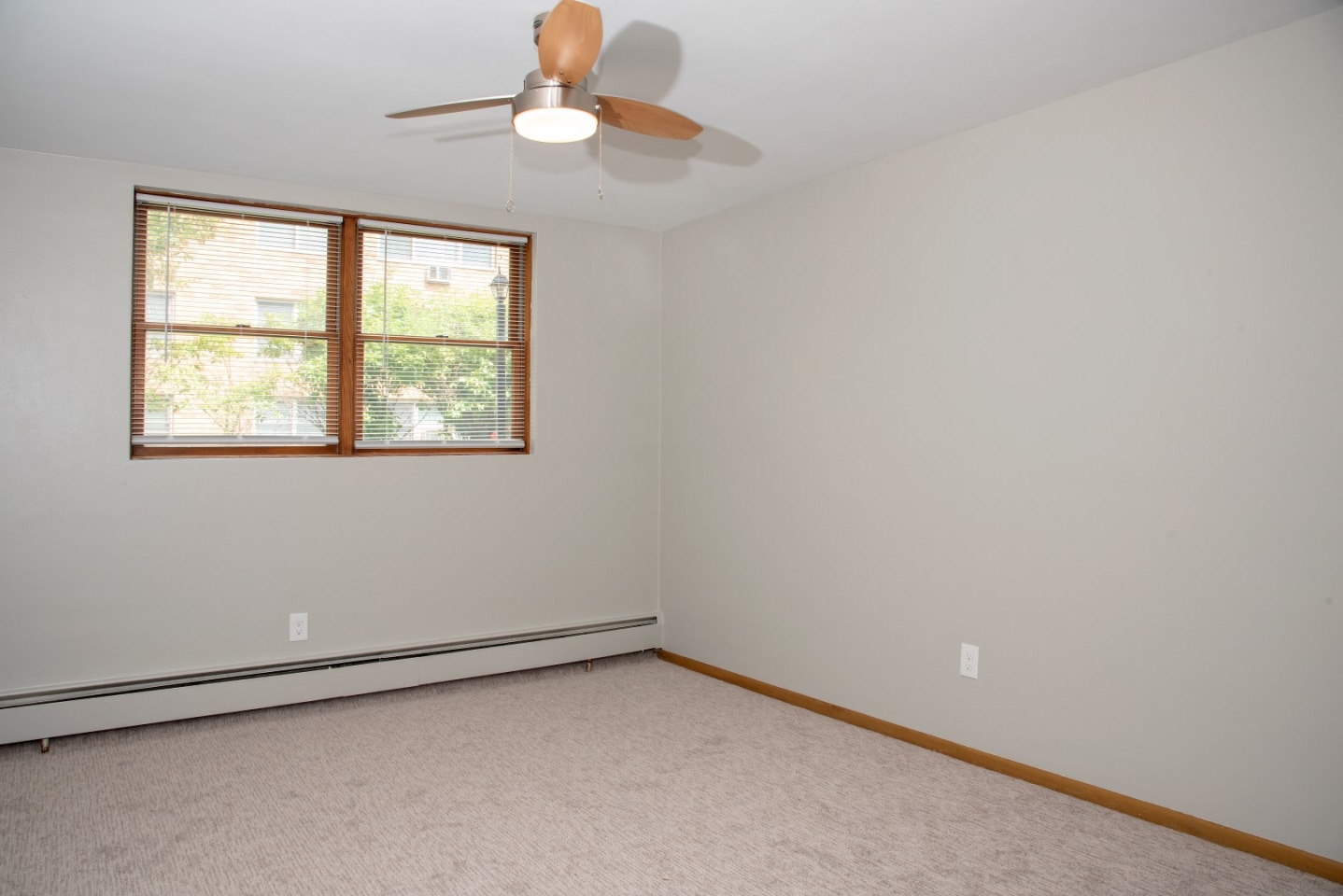 South Highland Apartments Image 19