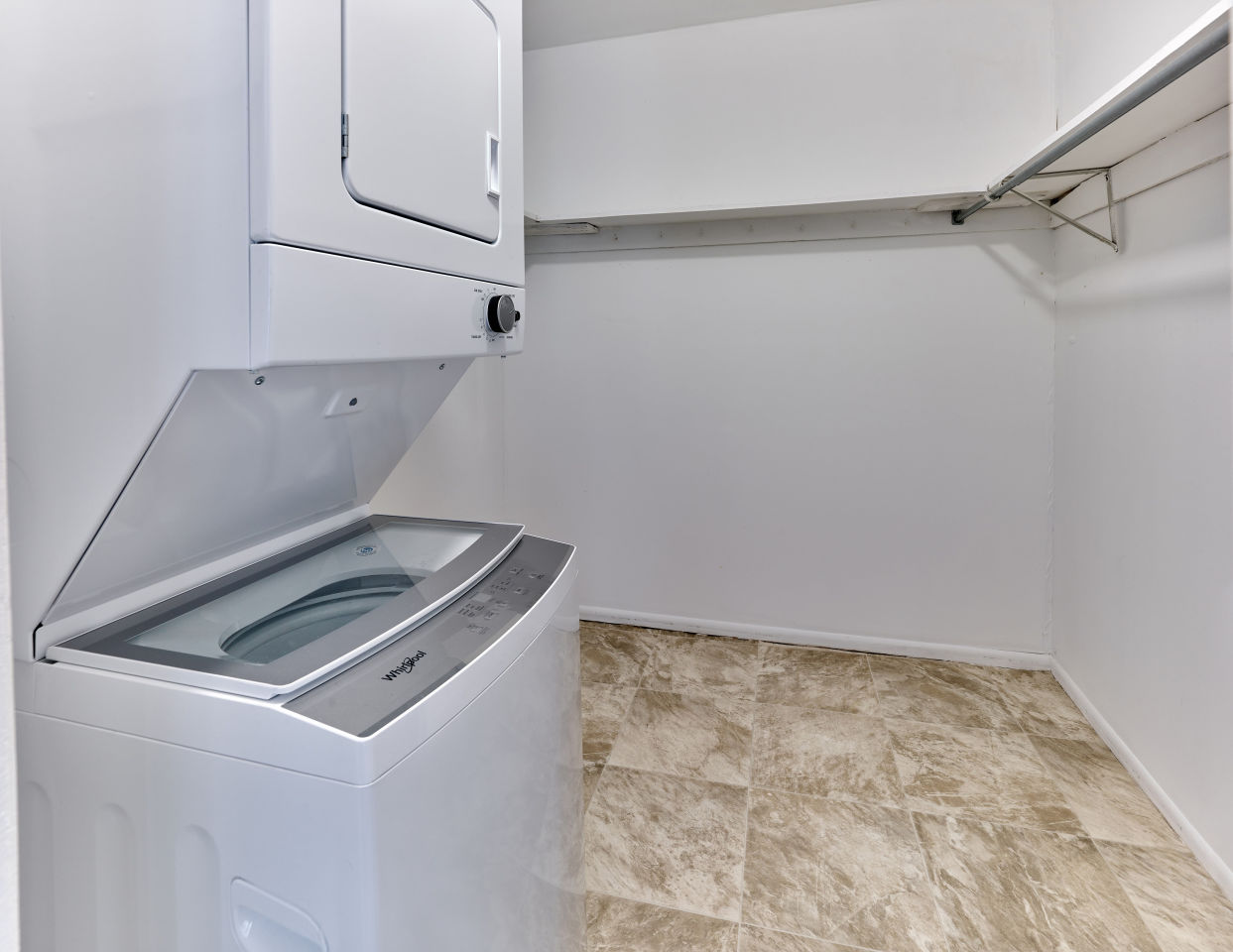 Maple Grand Image 19