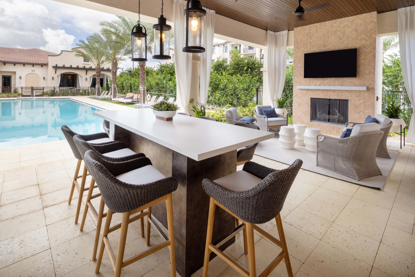 Locklyn West Palm Image 20