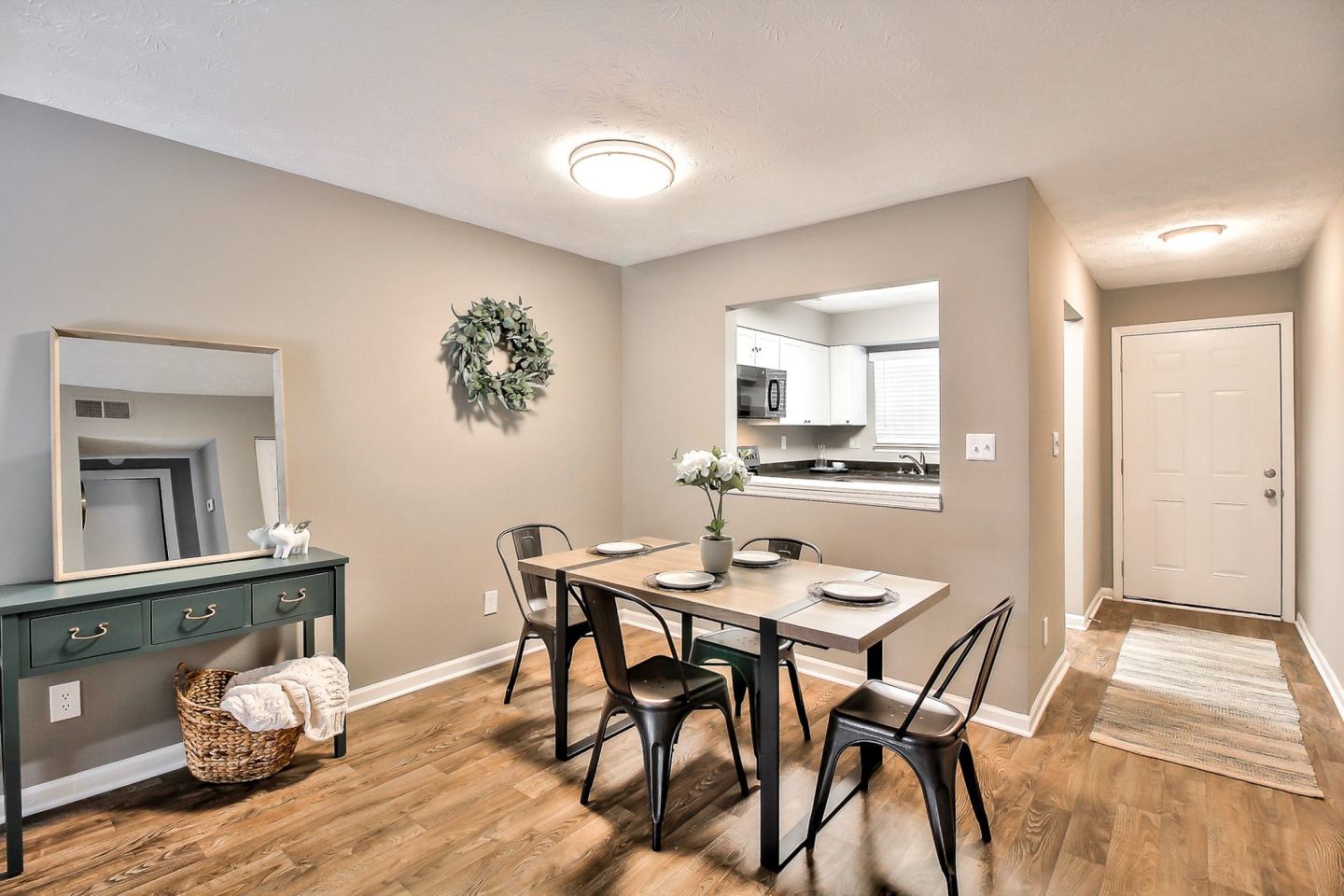 The Pops Apartments Image 10