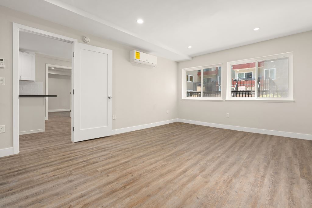 Woodland Trio Apartments Image 17