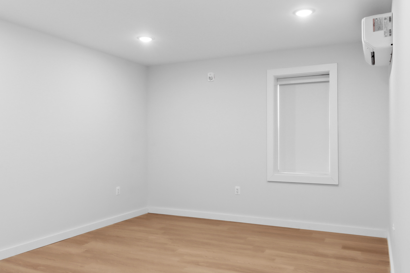Alexandria Manor Image 41