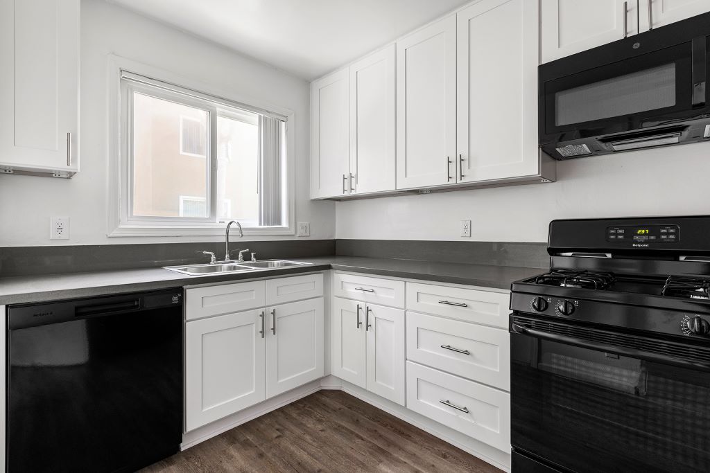 Gloria Homes Apartments Image 8