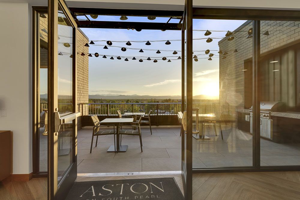 Aston on South Pearl Image 31