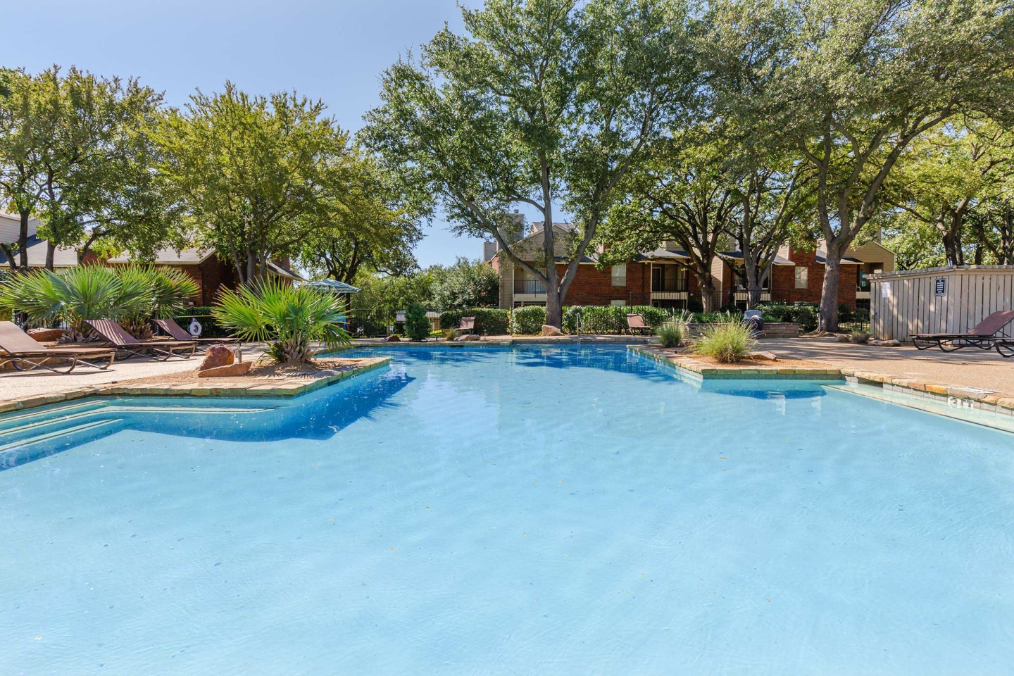 The Palisades at Bear Creek Apartment Homes Image 1
