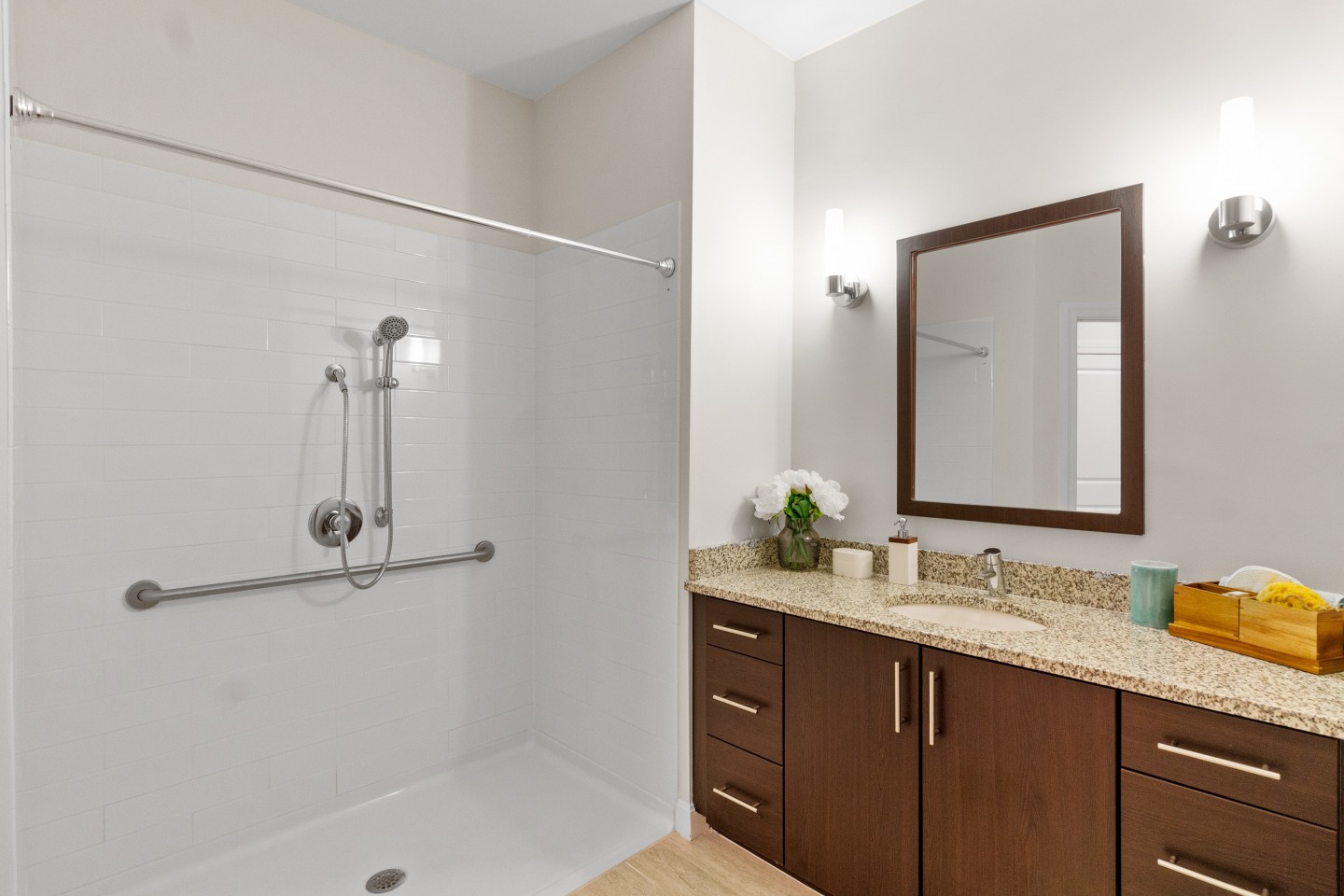 Cirrus Apartments Image 10