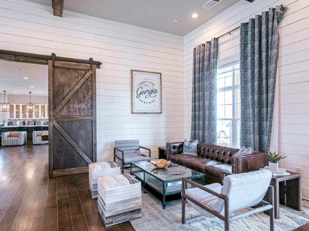 53 West Luxury Apartments Image 35