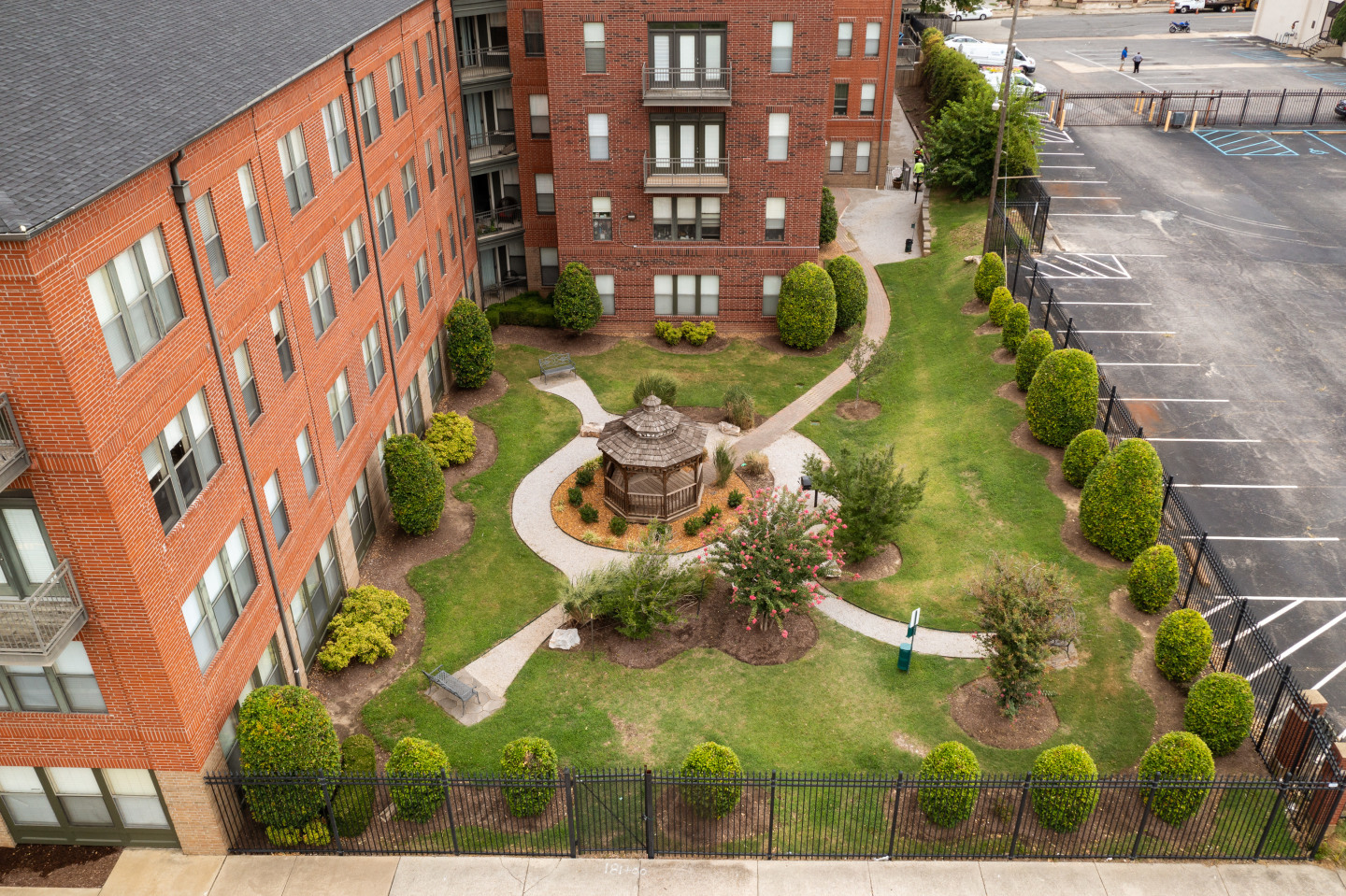 Fielder Square Image 37