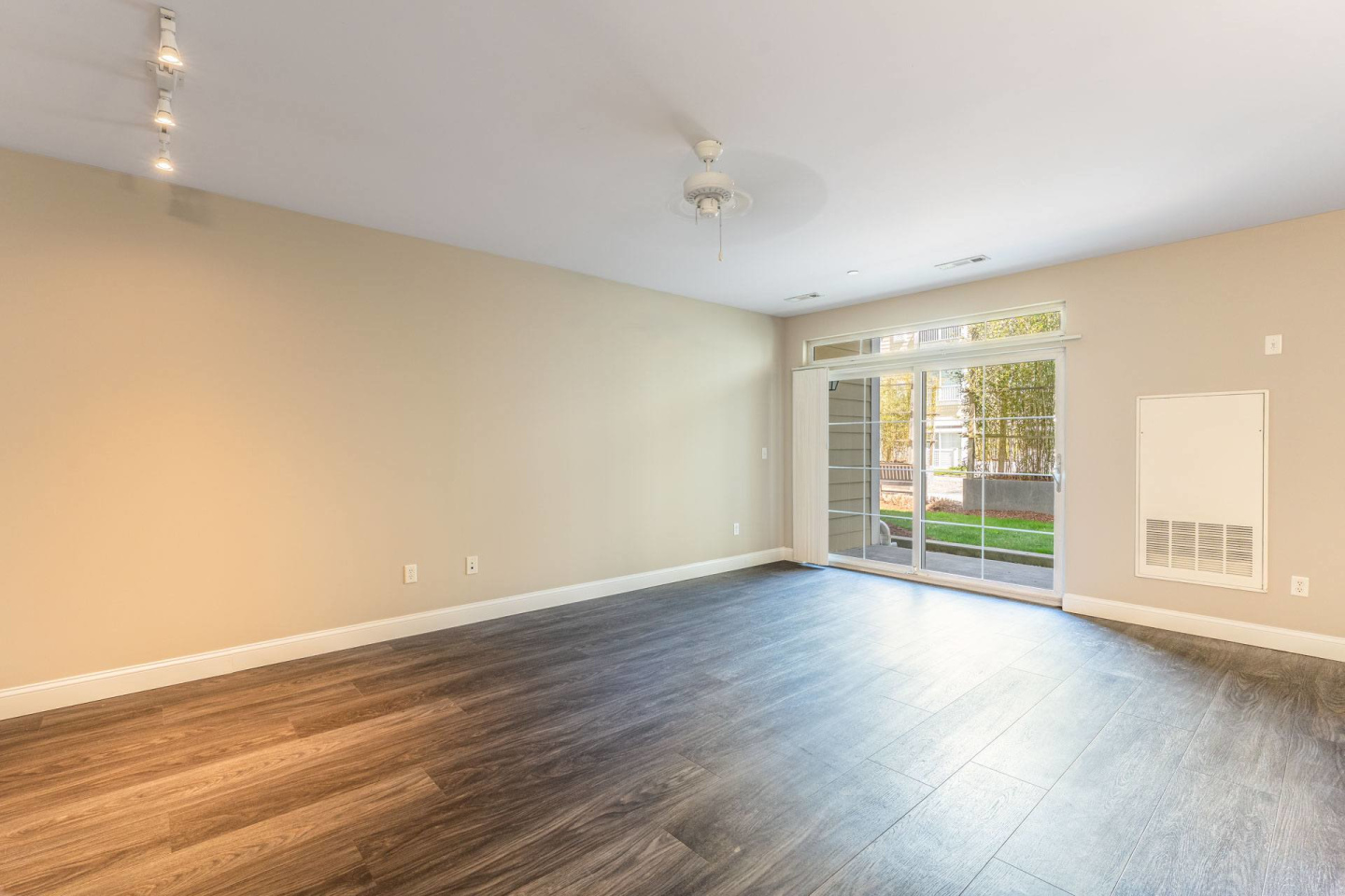 Parkside Commons Image 36