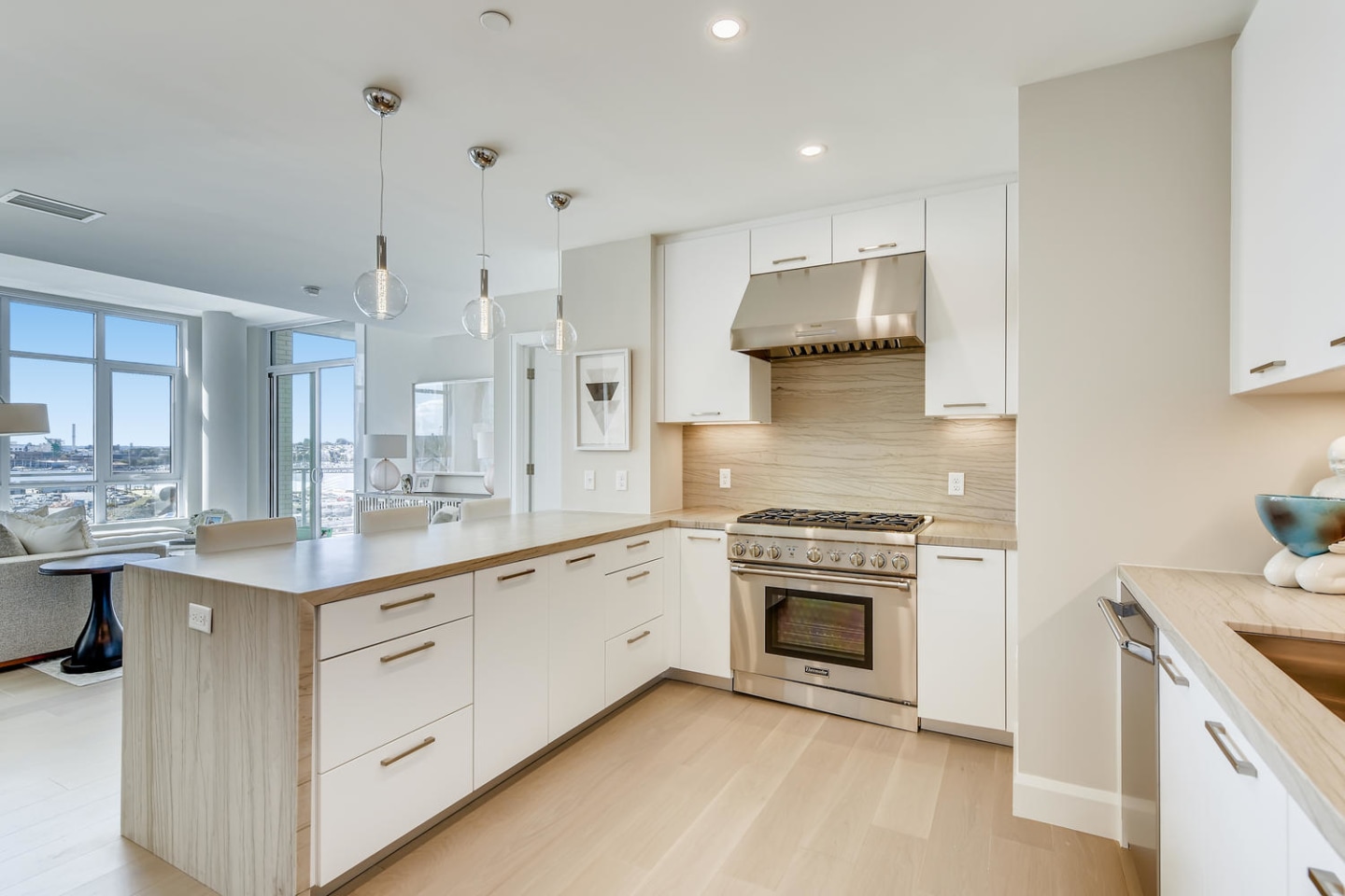 Liberty Harbor East Image 40