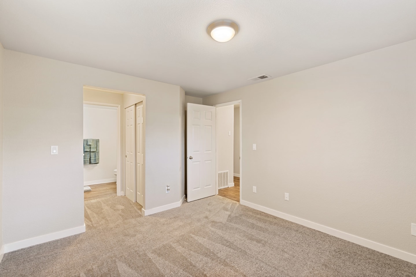 Capitol Crossing Image 3