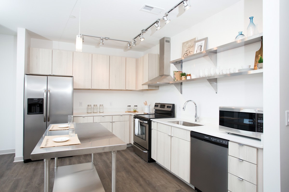 747 Apartments Image 6