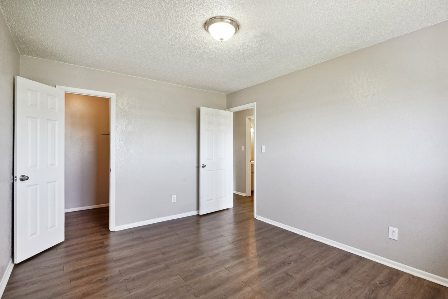 Westview Apartments Image 10