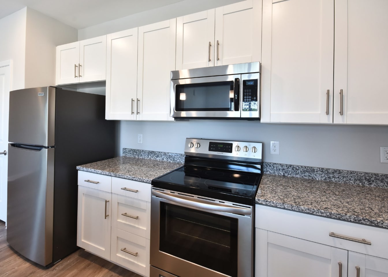 Grand Oaks Apartments Image 15