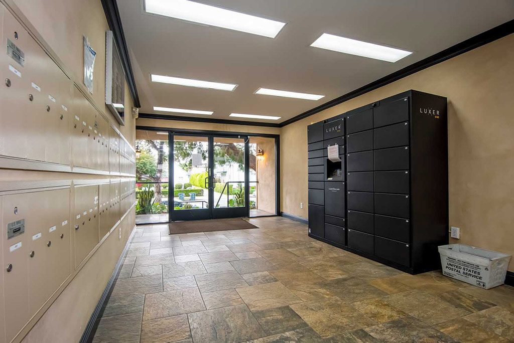 Los Robles Apartments Image 11