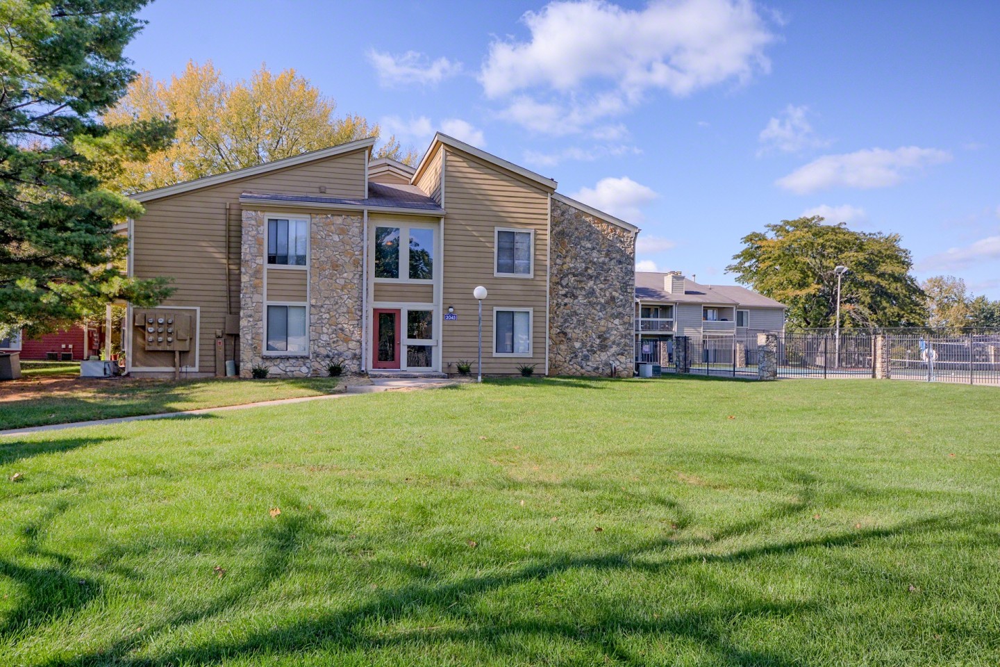 Pebble Point Apartments Image 21