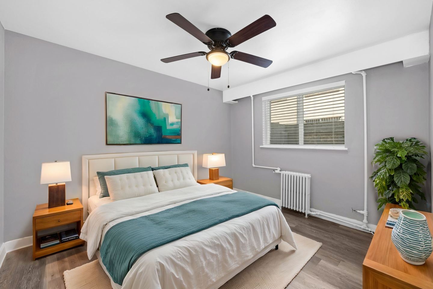 Mayfair Apartments Image 4