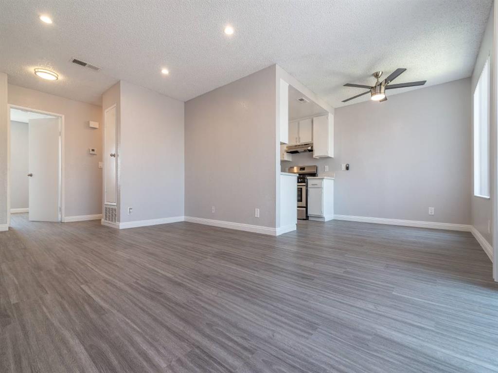 Ascot Park Apartments Image 7