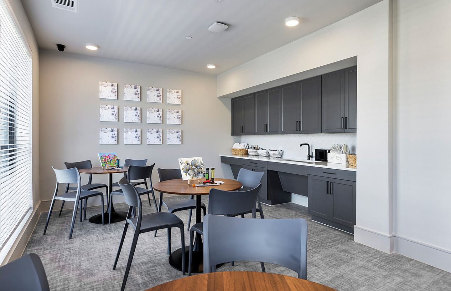 The Luxe at Lewisville Age 55+ Active Adult Apartment Homes Image 1