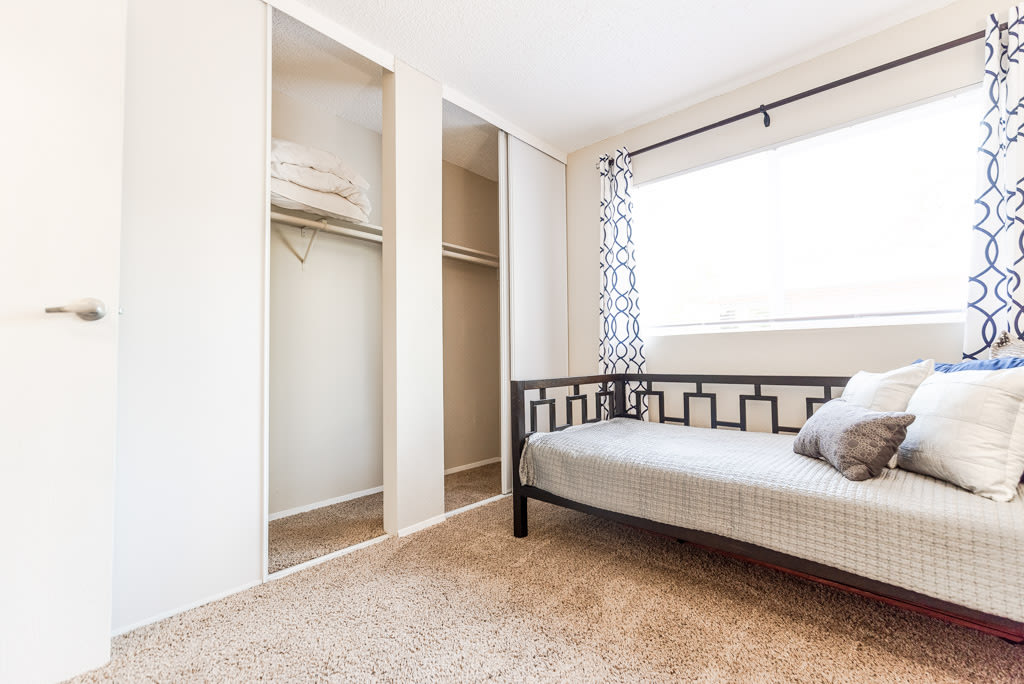 Tessera Apartments Image 17