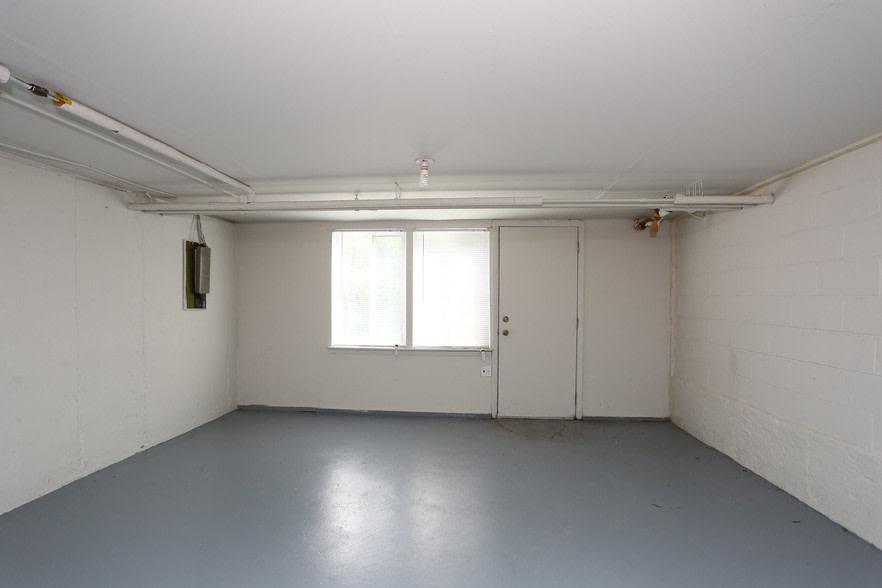 Meadoway Gardens Image 29