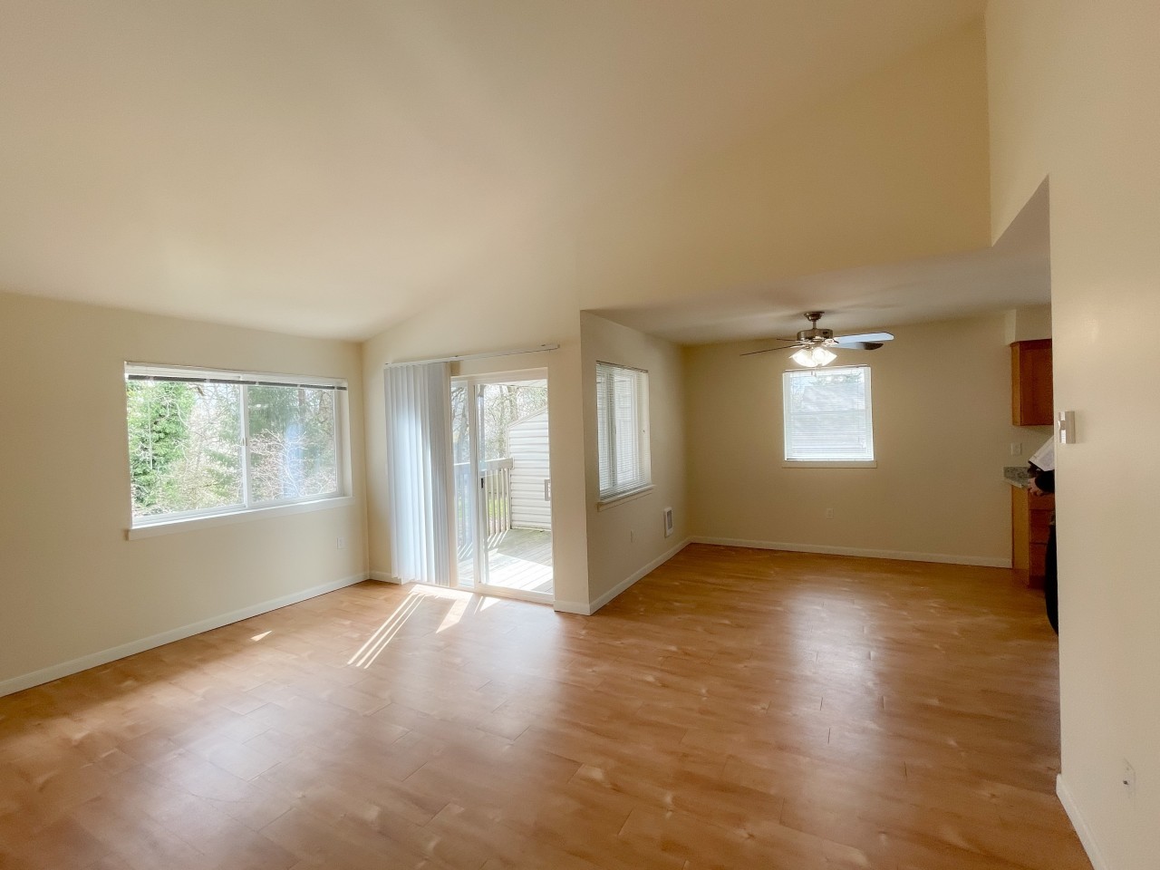 Cascade Woods Apartments Image 9