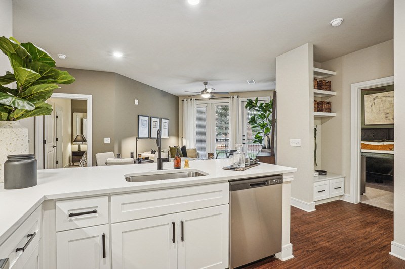 Residences at Fairview Town Center Image 13