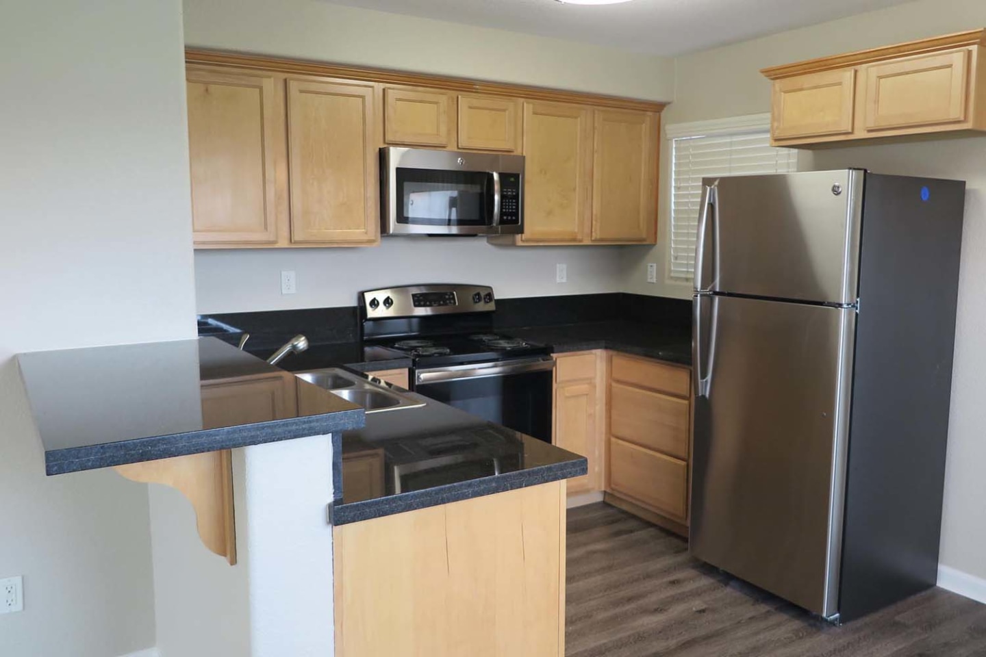 Tuscana Townhomes Image 9