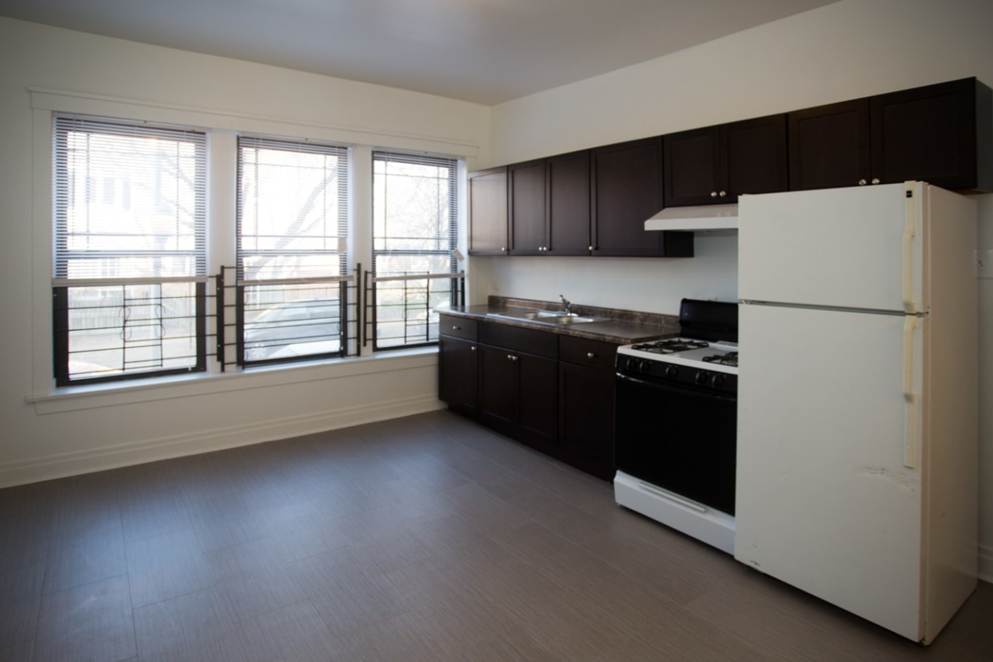 5452 S Ellis Image 11