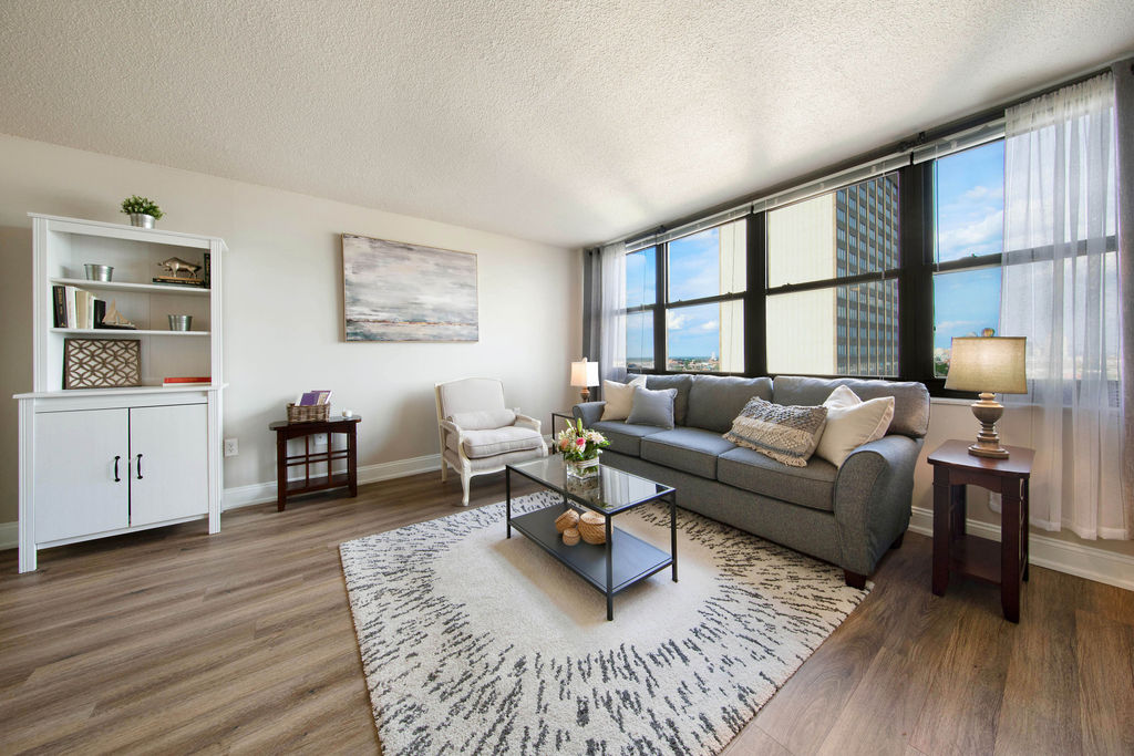 Midtown 300 Image 16