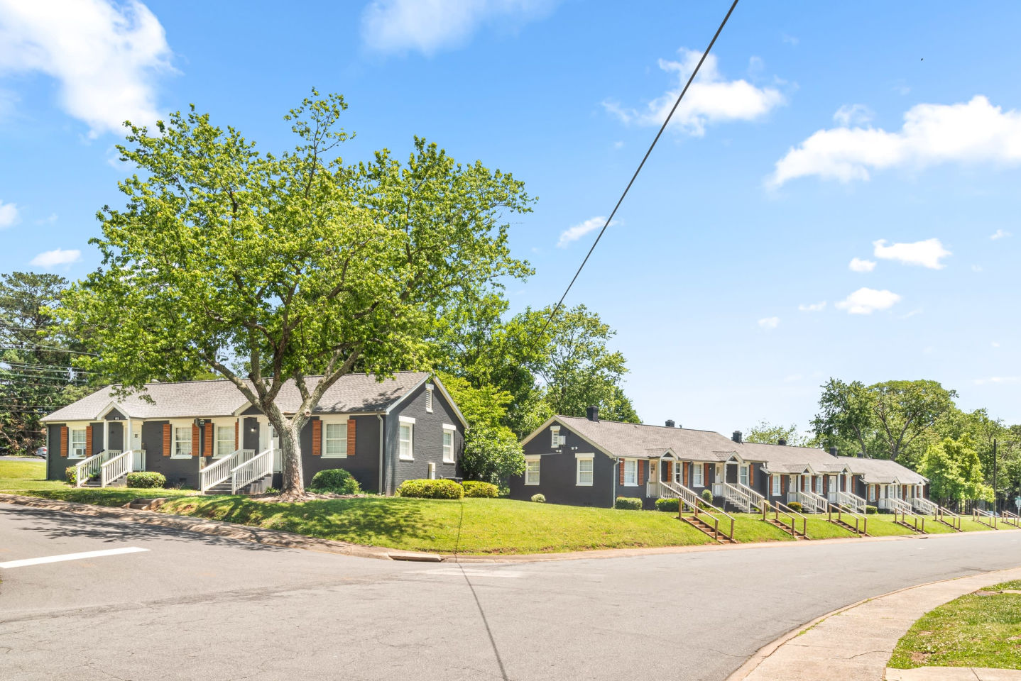 Balfour Marietta Luxury Apartments Image 8