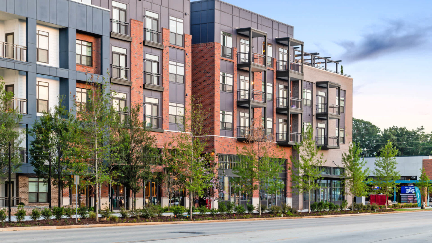 The Baxter Decatur Apartments Image 2