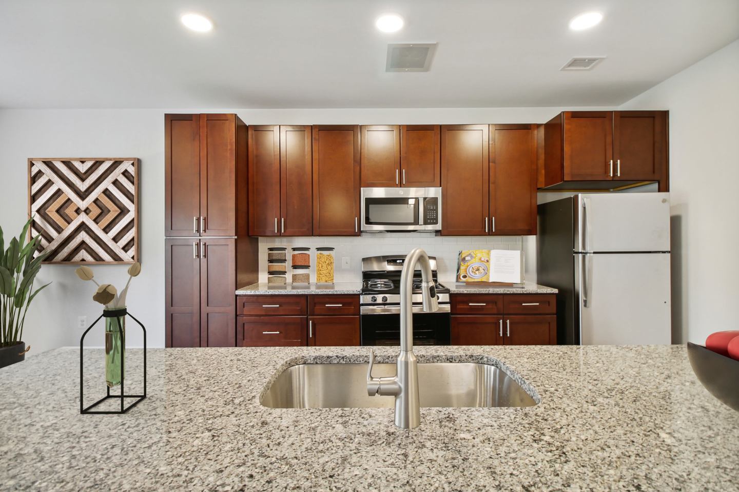 Tuscany Gardens Image 23