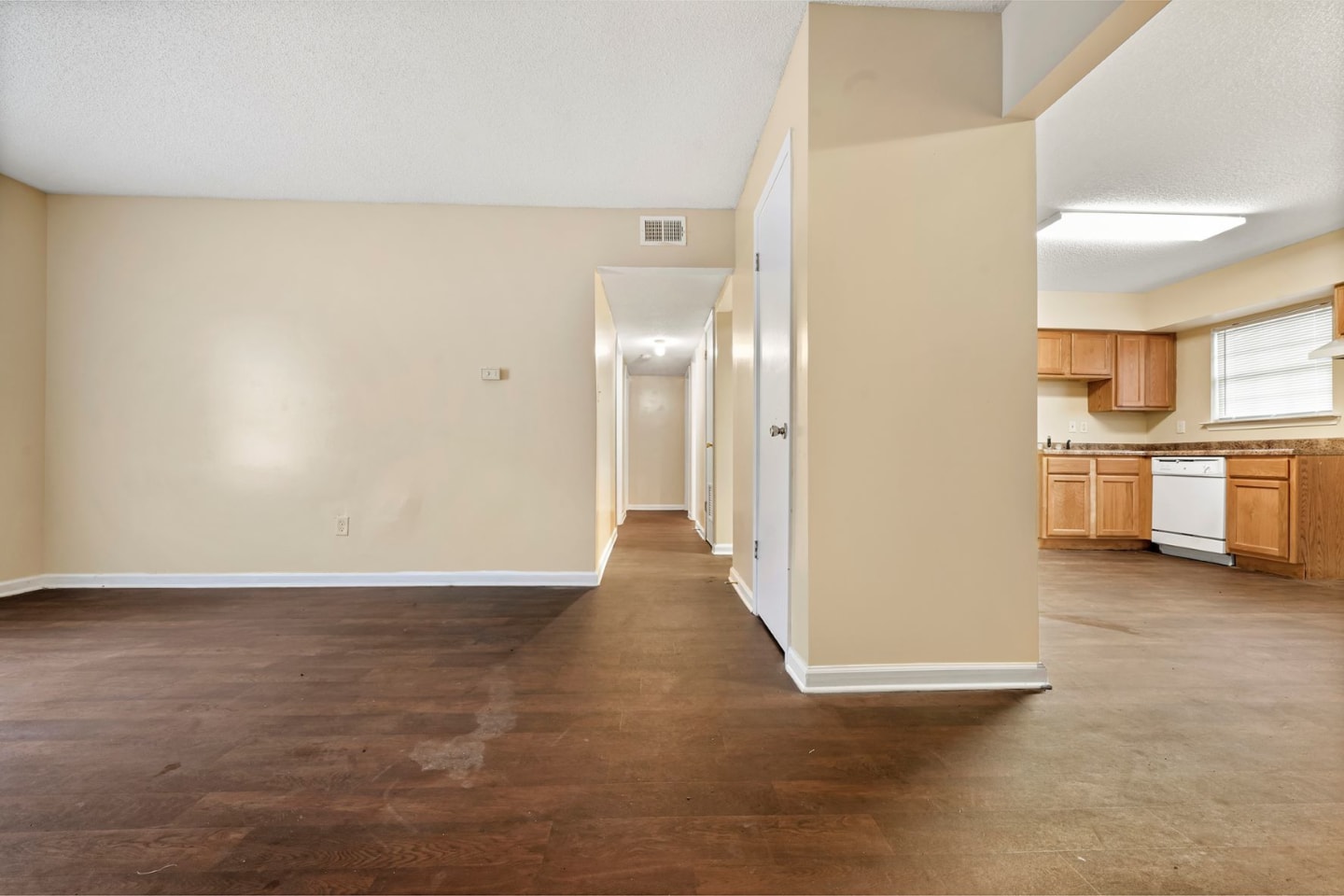 Creekside Meadows Apartment Image 7